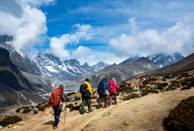 Everest-Base-Camp-Trek-Best-Season